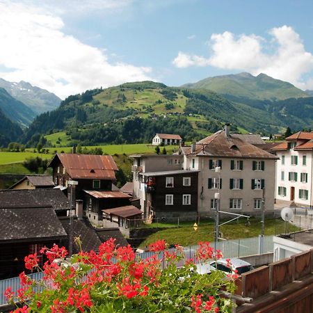 Hotel Restaurant La Furca Disentis Exterior foto