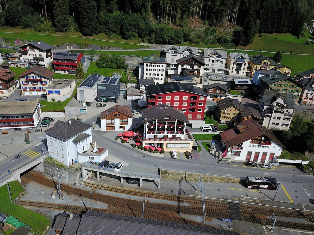 Hotel Restaurant La Furca Disentis Exterior foto