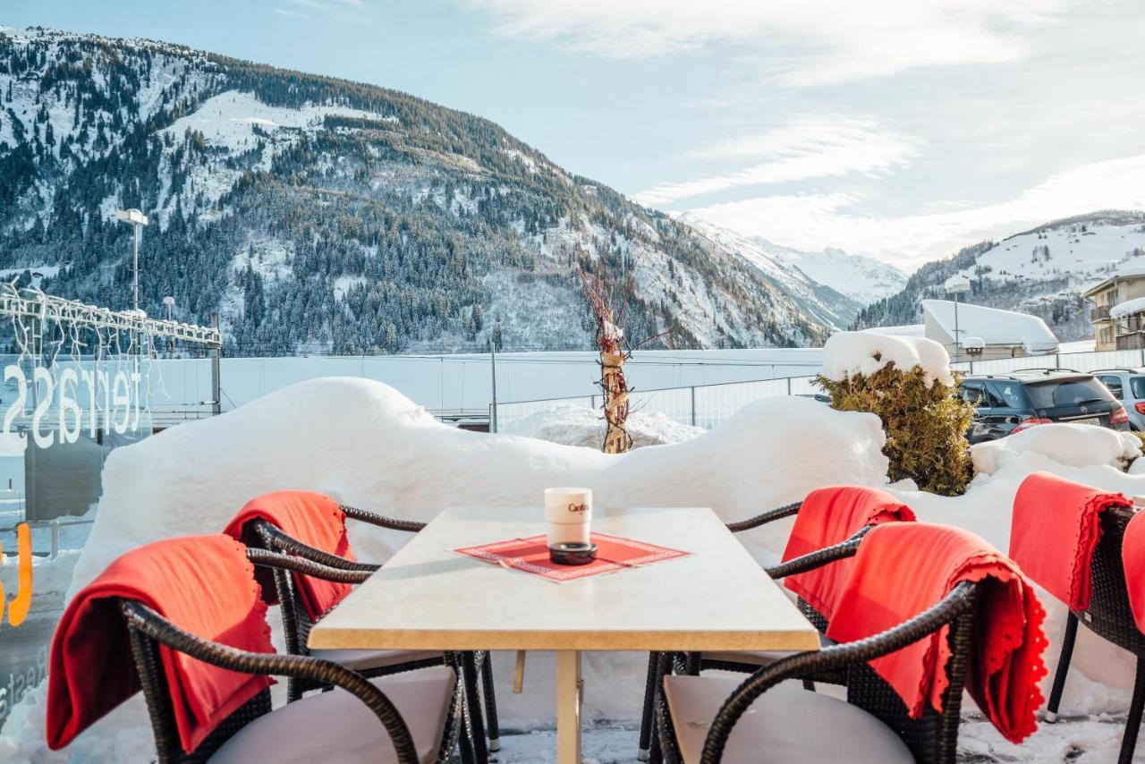 Hotel Restaurant La Furca Disentis Exterior foto